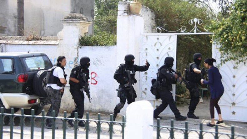 جندي يفتح النار في ثكنة عسكرية ويقتل ثلاثة جنود