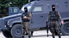 مقتل جنديين في انفجار سيارة مفخخة جنوبي شرق تركيا