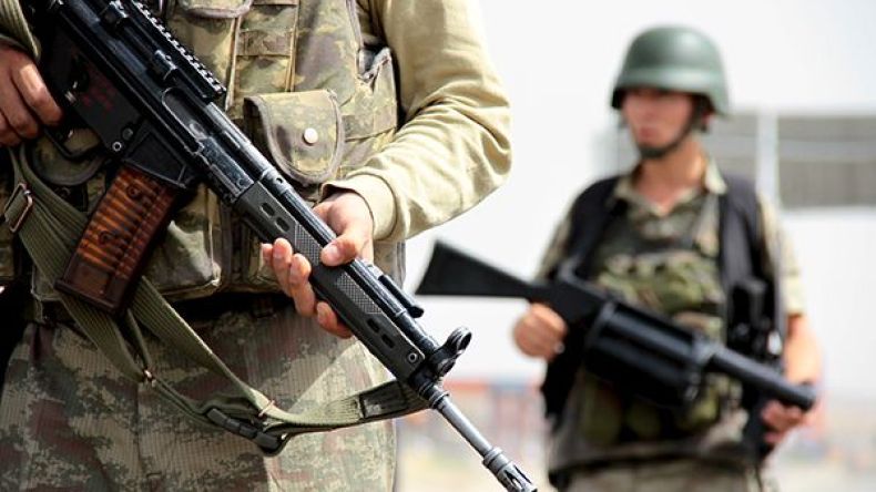 مقتل جنديين تركيين في هجوم لمسلحين أكراد