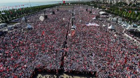 إسطنبول: عشرات آلاف المتظاهرين في “التجمع من أجل العدالة”