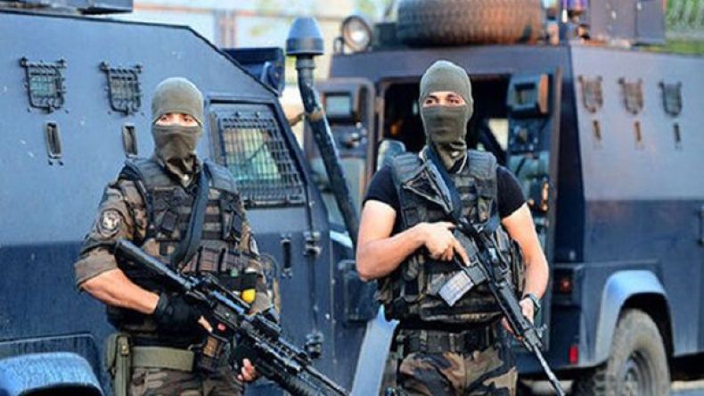 ستة قتلى في إطلاق نار بين الشرطة التركية ومسلحين