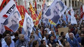 جماعات كردية تدعو إلى حكم ذاتي في تركيا