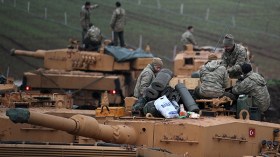 هل رضخت أمريكا لمطالب تركيا حول تسليح الأكراد في سوريا؟