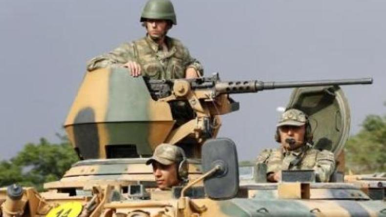 تركيا ترسل قوات إضافية لقتال مسلحين أكراد