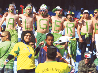 Après qu’Echorouk ait donné en exclusivité le maintien de Saâdane à la barre technique : les supporters des Verts expriment leur satisfaction