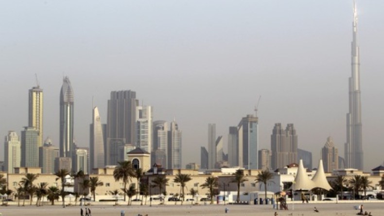 الإمارات تعلن الإخوان جماعة “إرهابية”