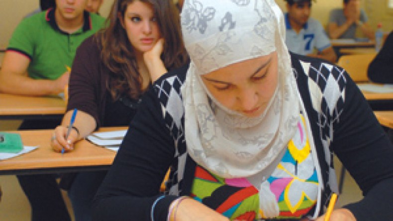 الرياضيات تبكي الممتحنين والنقل يقضي على أحلام آخرين