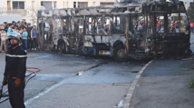 طوابير بالبريد والبنوك والخراب شاهد على الخسائر