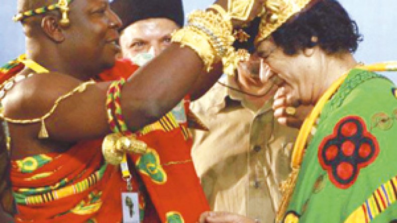 الثوار  يتوعدون  بمطاردة  المجنون  زنقة زنقة