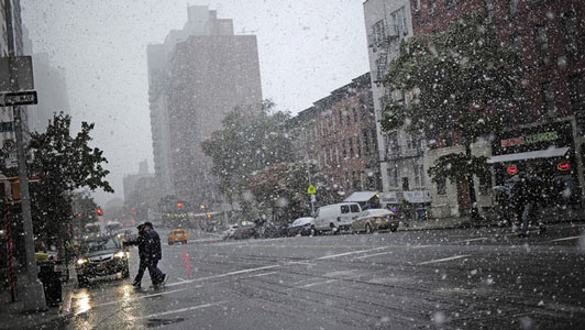 États-Unis: une tempête de neige fait trois morts sur la côte Est