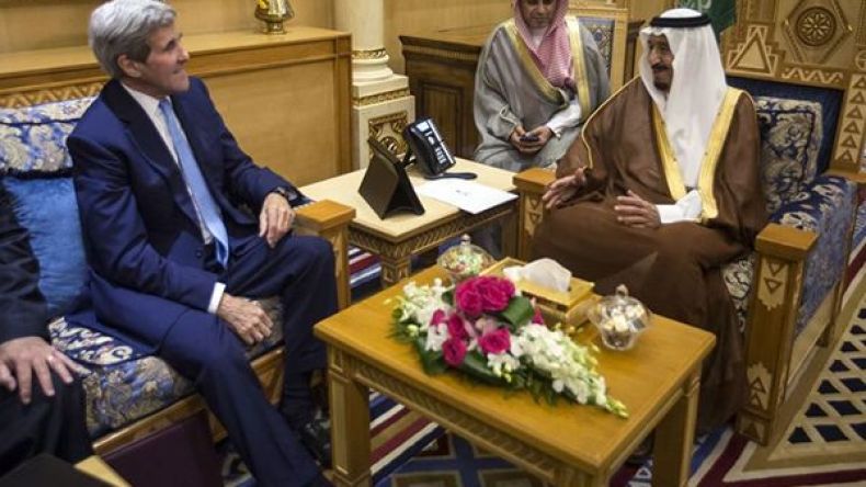 أمريكا والسعودية تدعوان إلى “تعبئة دبلوماسية” لحل النزاع في سوريا