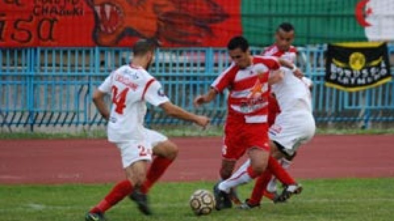 اتحاد عنابة يغازل محمد أمين بلخير.. وبقرار يريد الرحيل