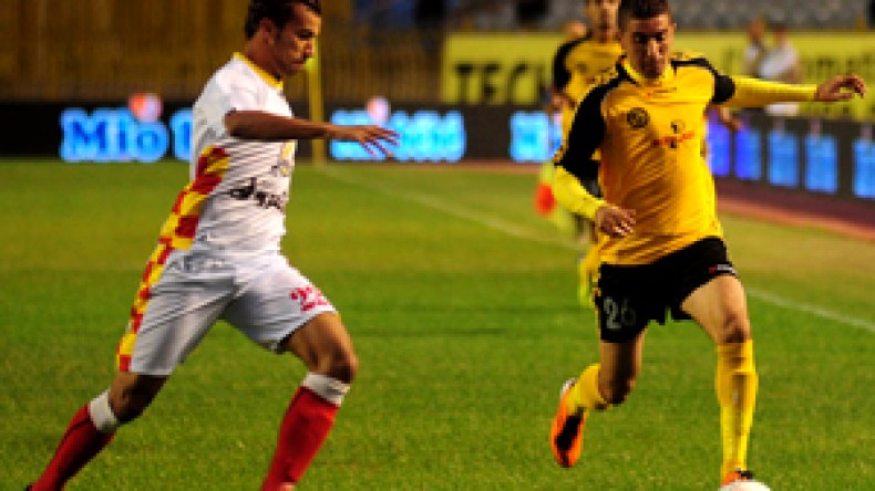 إتحاد‮ ‬الحراش: ياشير‮ ‬يتحصل‮ ‬على‮ ‬وثيقة‮ ‬تسريحه‮ ‬وبن‮ ‬عياش‮ ‬لن‮ ‬يسرح