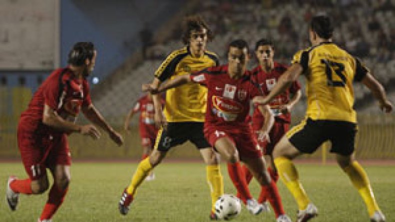 “الصفراء” تريد تعميق جراح النسر الأسود