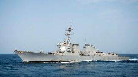 إيران تنفي أي دور لها في مهاجمة السفن الأمريكية قبالة اليمن