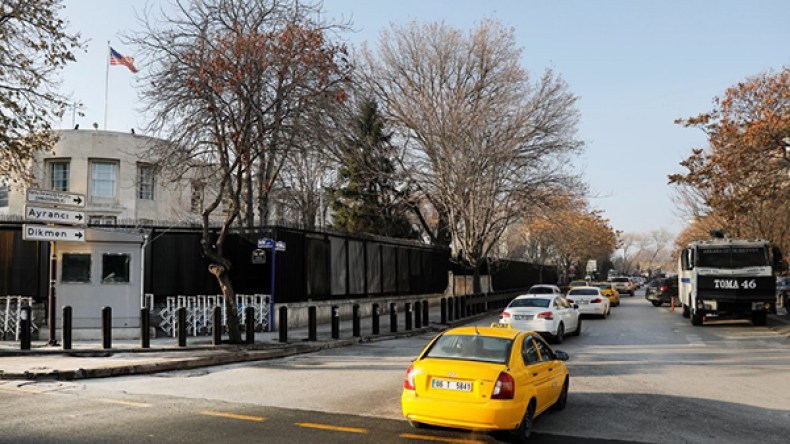 تعليق متبادل للتأشيرات بين تركيا وأمريكا