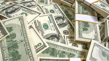 “دواعش الربا” يفلسون العالم