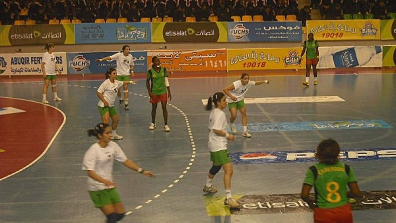 كأس إفريقيا لكرة اليد: سيدات الجزائر تهزمنّ الكونغو وتخطفن الصدارة