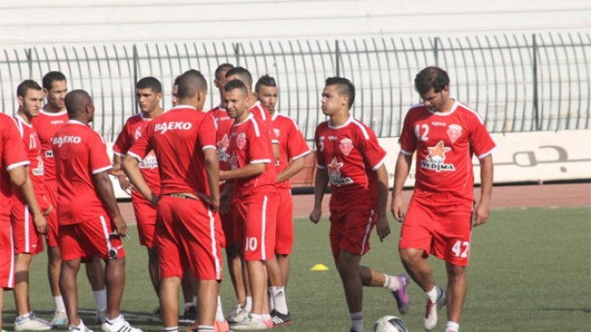 م.وهران: تسريح عبدلي، جاهل في القائمة، والشاذلي يستأنف الخميس