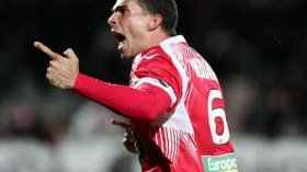 مجاني ينهزم وزرابي يتألق