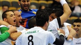 بطولة إفريقيا لكرة اليد: الخضر يعبثون بالنسور