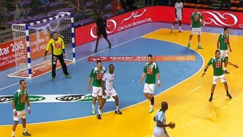 كأس إفريقيا لكرة اليد: فوز استعراضي للجزائر على المغرب