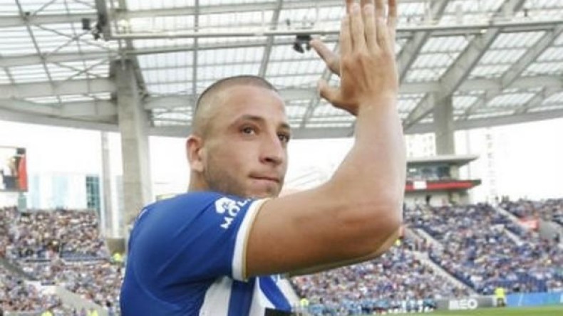 متاعب نبيل غيلاس لا تنتهي