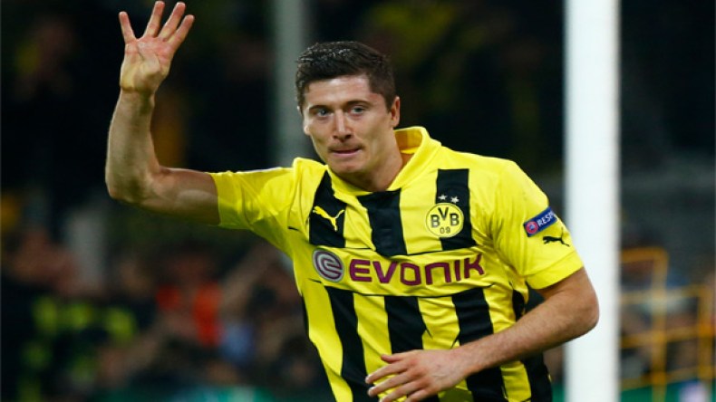 ليفاندوفسكي رسميا بألوان البايرن إلى 2019