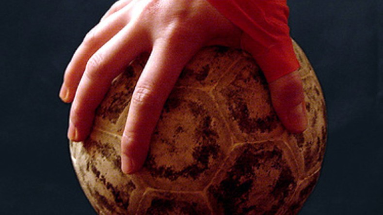 مصر وأنغولا تستضيفان كأس إفريقيا لكرة اليد في 2016