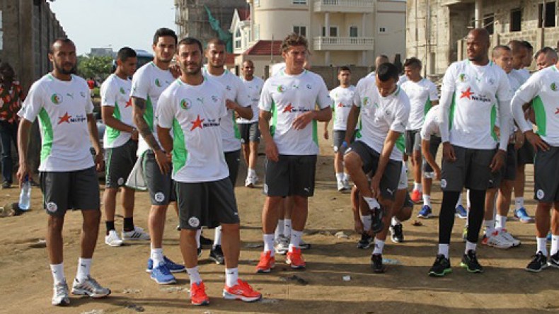 لاعبون دوليون سابقون: الخضر هم الأفضل عليهم الحذر ..والفوز سيكون حليفهم