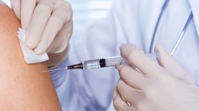 Pas de vaccination généralisée avant mi-2021, selon l’OMS