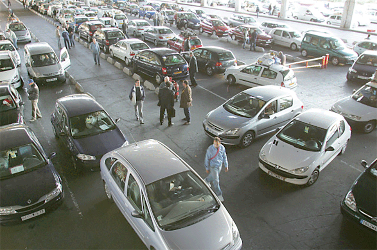 L’importation des véhicules de moins de 3 ans gelée mais pas annulée