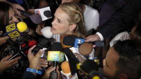 المعارضة في فنزويلا تفوز بالغالبية البرلمانية