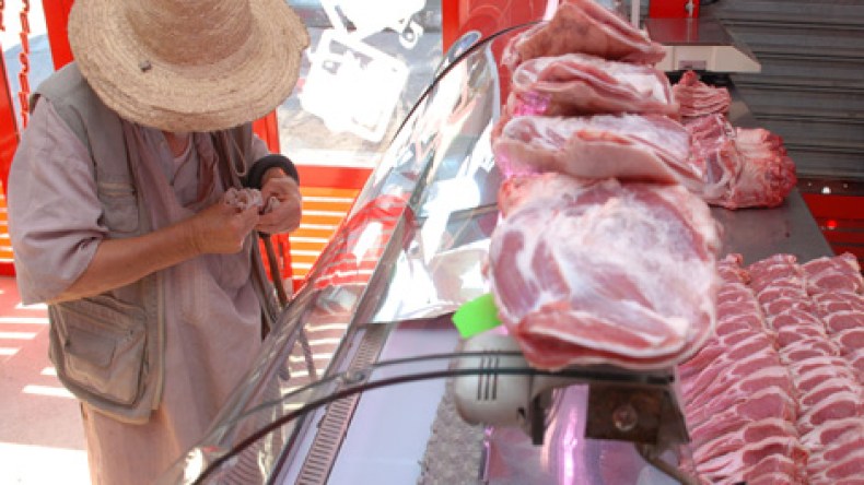 3 مركبات جهوية لتوفير اللحوم ومحاربة المضاربين