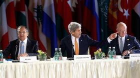 لقاءات فيينا: دعم إنساني وجدول للانتقال السياسي في سوريا