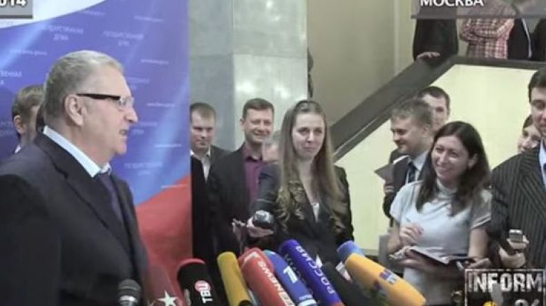 سياسي روسي يطالب بوتين بضرب اسطنبول بالنووي