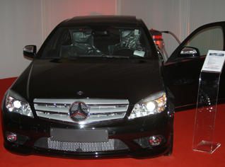 Algerian billionaires “boost” the import of luxurious cars by over 400%.