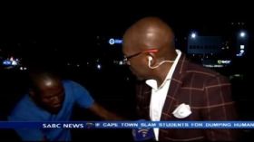 سرقة بالإكراه على الهواء لمذيع تلفزيوني