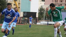 الزرقاء‭ ‬تتنقل‭ ‬إلى‭ ‬الحراش‭ ‬بـ19‭ ‬لاعبا‭ ‬