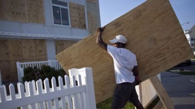 Les États-Unis se préparent à un ouragan 'historique'