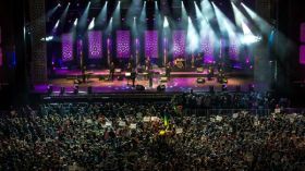 حورية عيشي تسدل ستار سهرات “شالة” بمهرجان موازين