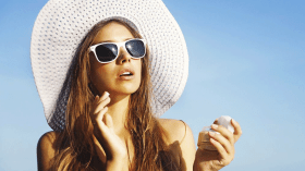 حماية البشرة من الأشعة فوق البنفسجية (UVA/UVB/UVC)