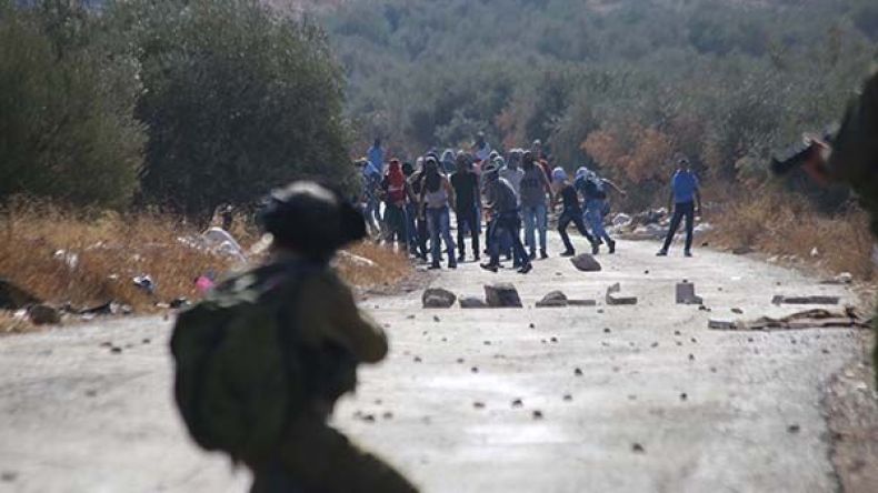 إصابة 32 فلسطينياً بمواجهات مع الاحتلال قرب بيت لحم