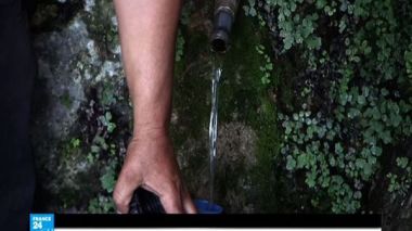 سكان الضفة الغربية يعانون من نقص المياه الصالحة للشرب