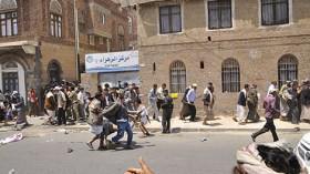 إدانات يمنية ودولية لتفجيري صنعاء وحضرموت