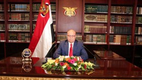 هادي يدعو للوحدة وواشنطن تقلص طاقم سفارتها بصنعاء