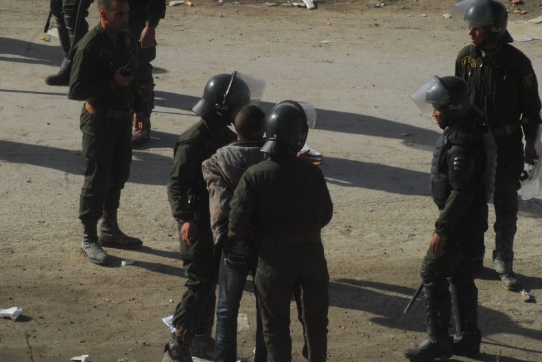 Algerian Security Services in high alert: â€œEmergency raise to second degree and clashes leave 150 injuredâ€