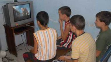 Des jeux électroniques incitent les enfants au crime sur Internet