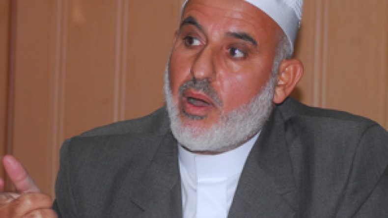 يونس الأسطل للشروق:الاتفاق سيعود بمصلحة كبرى إلى الجانبين وسيرفع الحصار عن غزة