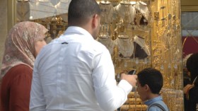 عائلات تبتكر حيلاً شيطانية لسرقة محلات الذهب